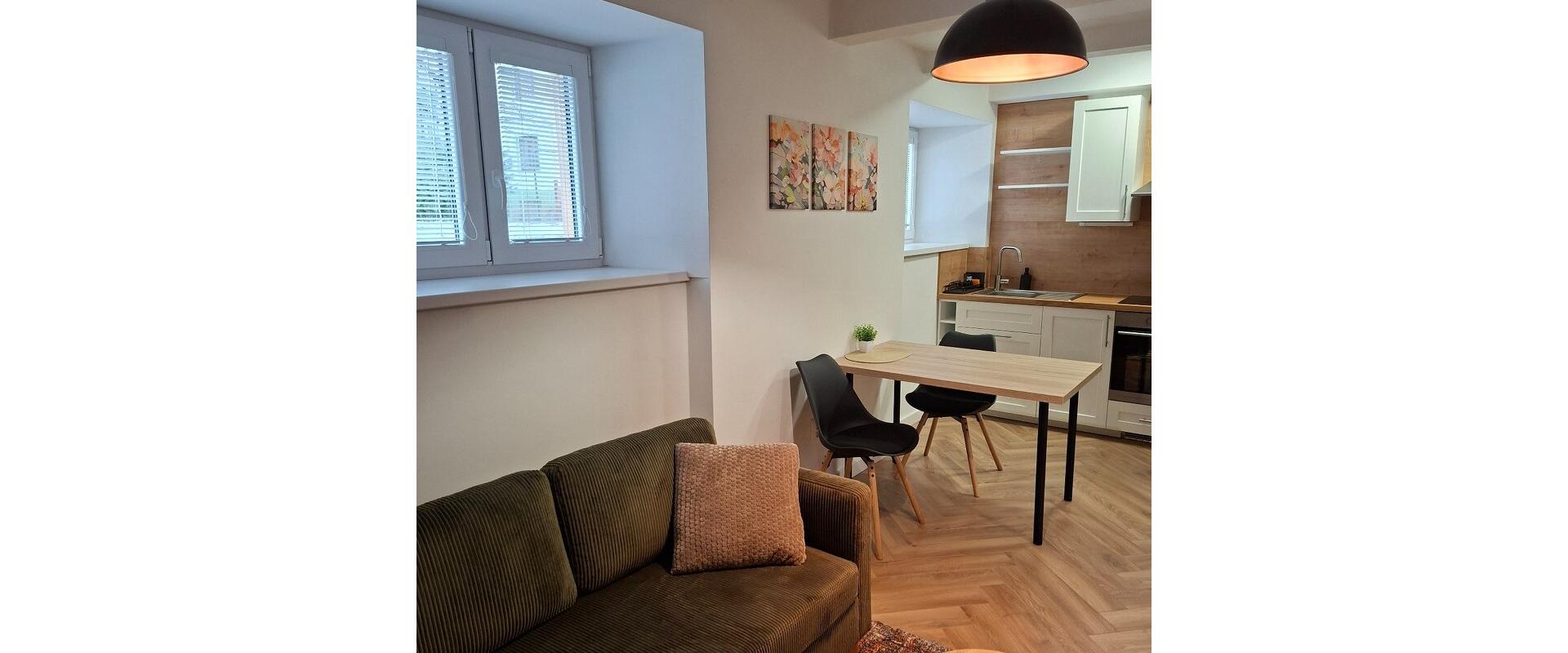 Prenájom: Štýlový 1,5-izbový byt po kompletnej rekonštrukcii – Malá Praha /Staré Mesto/Pajorova ulica