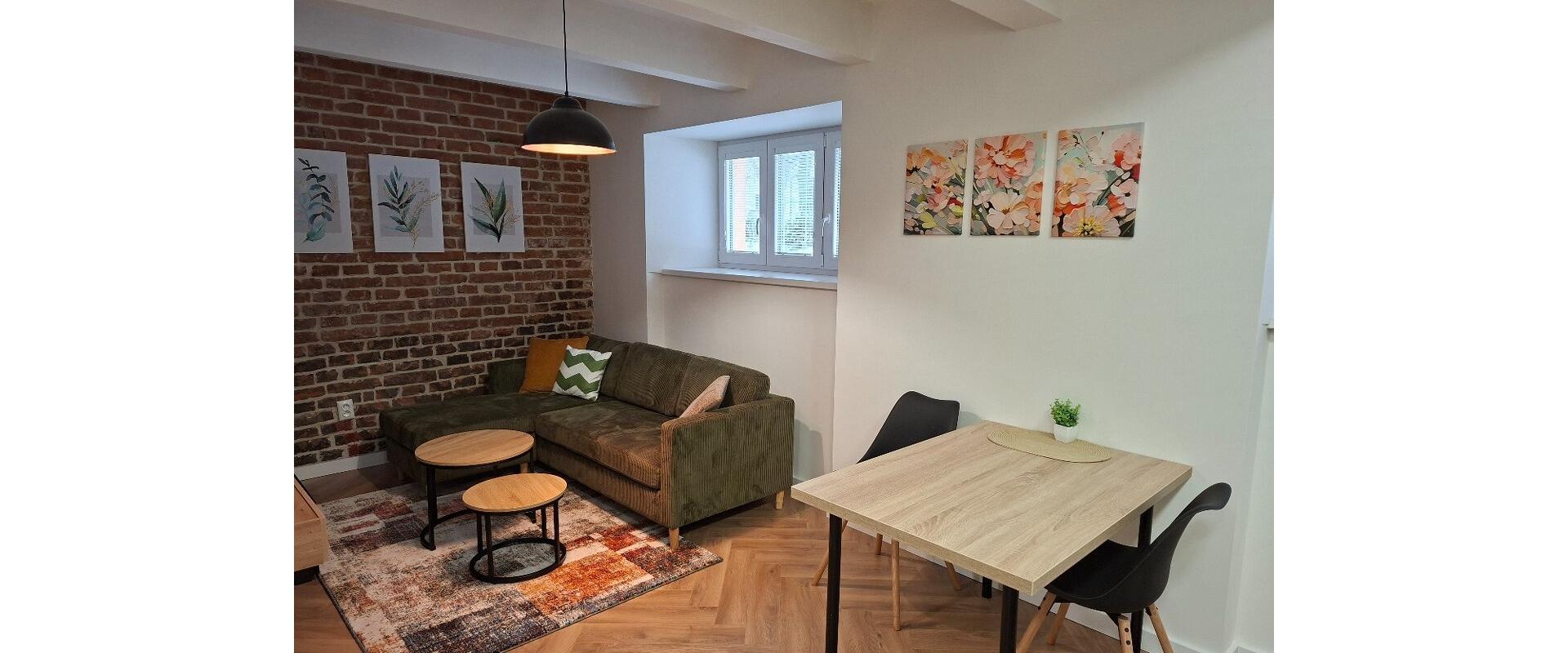 Prenájom: Štýlový 1,5-izbový byt po kompletnej rekonštrukcii – Malá Praha /Staré Mesto/Pajorova ulica