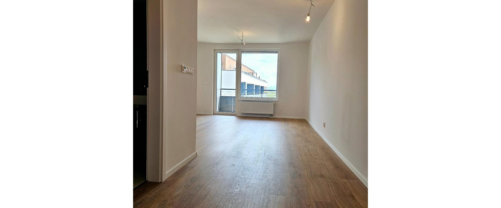 Prenájom: Moderný 1-izbový byt s loggiou a parkovaním – novostavba Popradská, Terasa