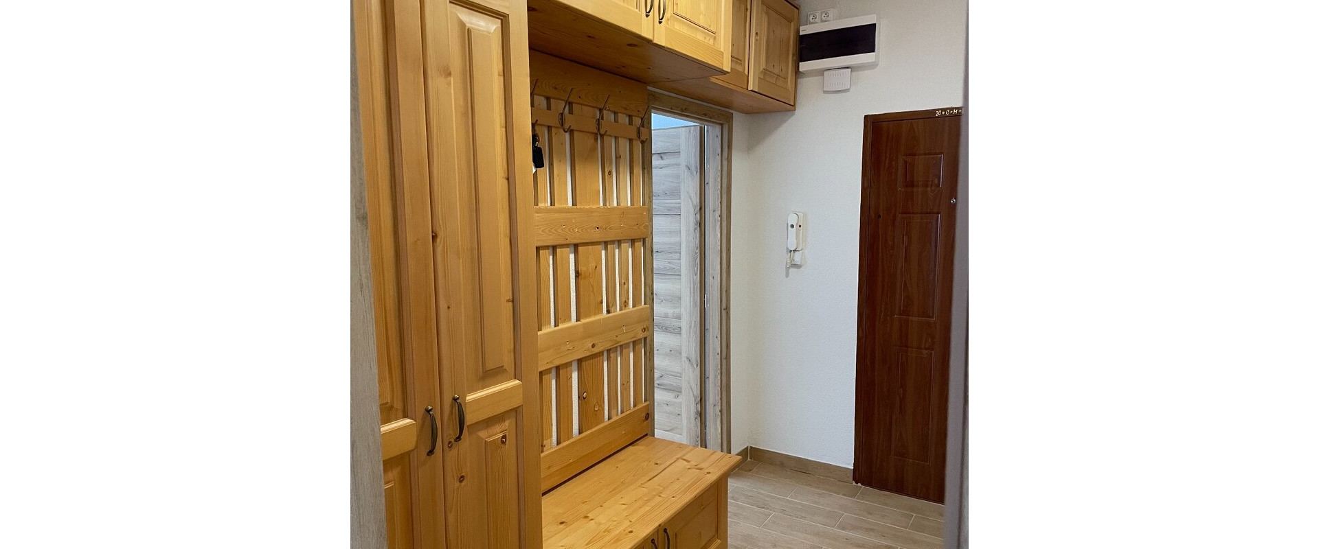 Prenájom 5 izb. bytu s loggiou