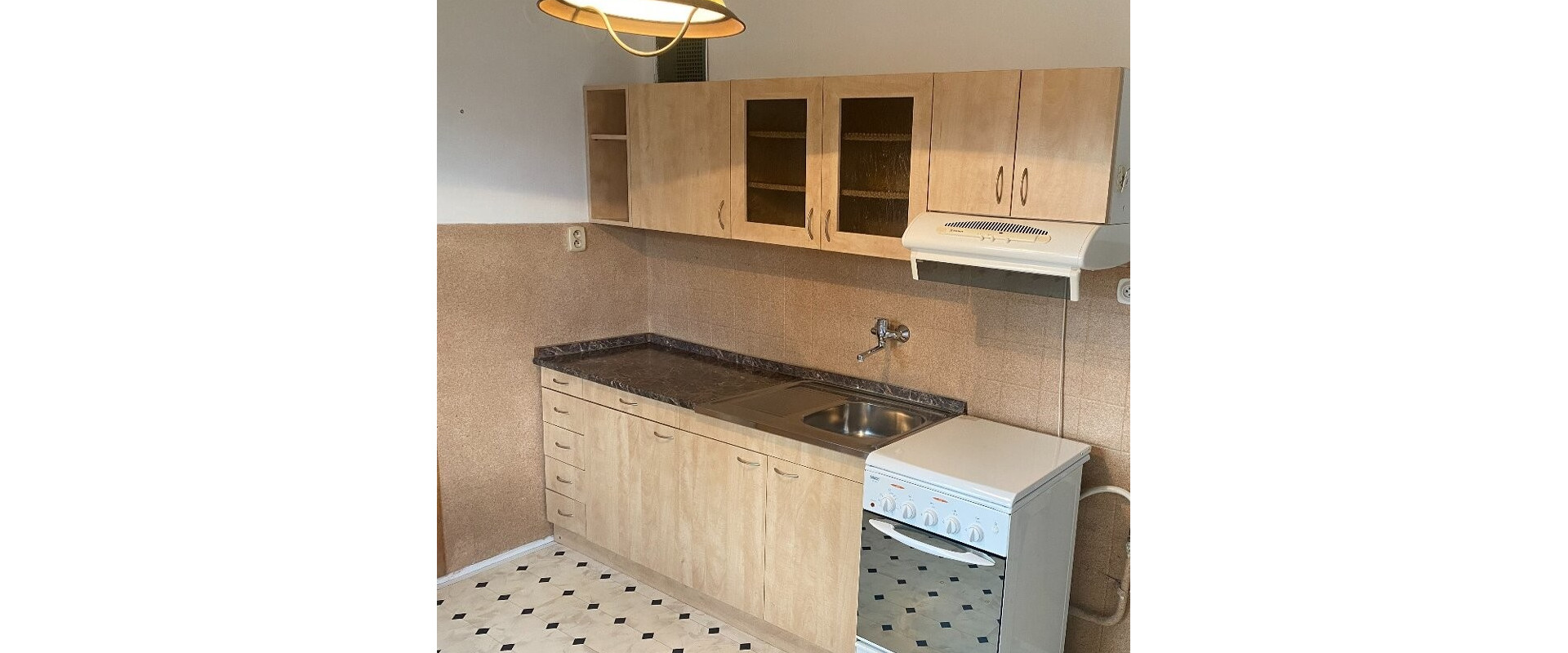 PREDAJ: Priestranný 2 izbový byt - Ružinov