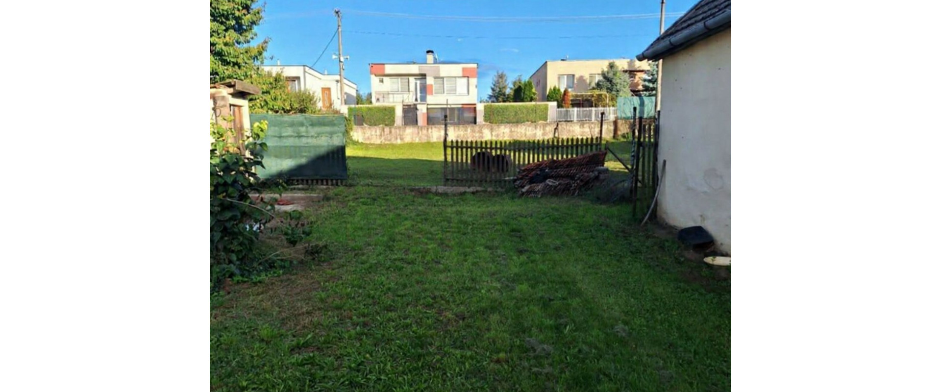 Stavebný pozemok Rišňovce, krásny rovinatý, slnečný, 950m2