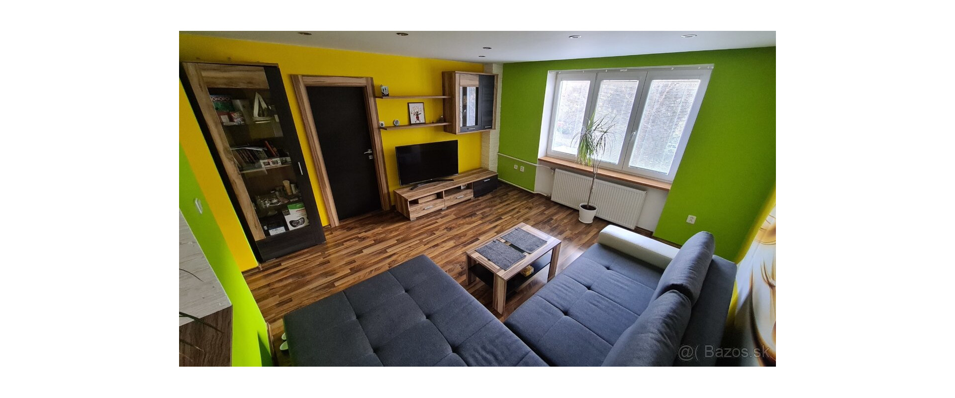 Prenájom: Priestranný a kompletne zariadený 2-izbový byt – Staré Mesto, Pajorova ulica (pri radnici)