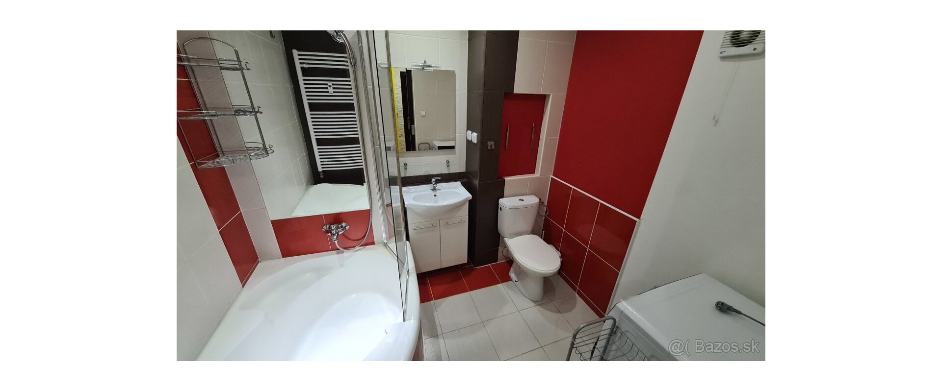 Prenájom: Priestranný a kompletne zariadený 2-izbový byt – Staré Mesto, Pajorova ulica (pri radnici)