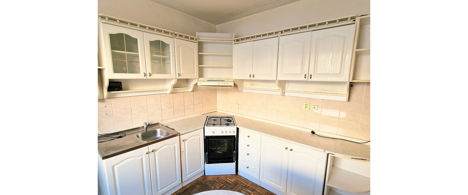 Na predaj: Nadštandardne veľký 3-izbový byt s loggiou – Košice, KVP, Hemerkova ulica