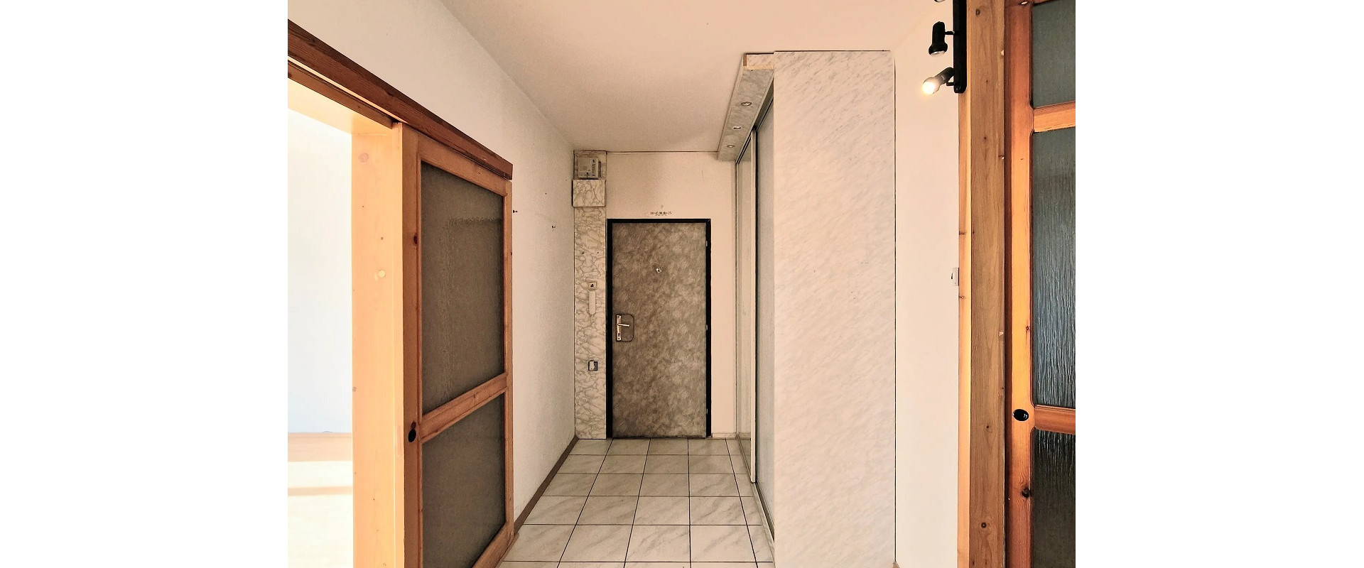 Na predaj: Nadštandardne veľký 3-izbový byt s loggiou – Košice, KVP, Hemerkova ulica