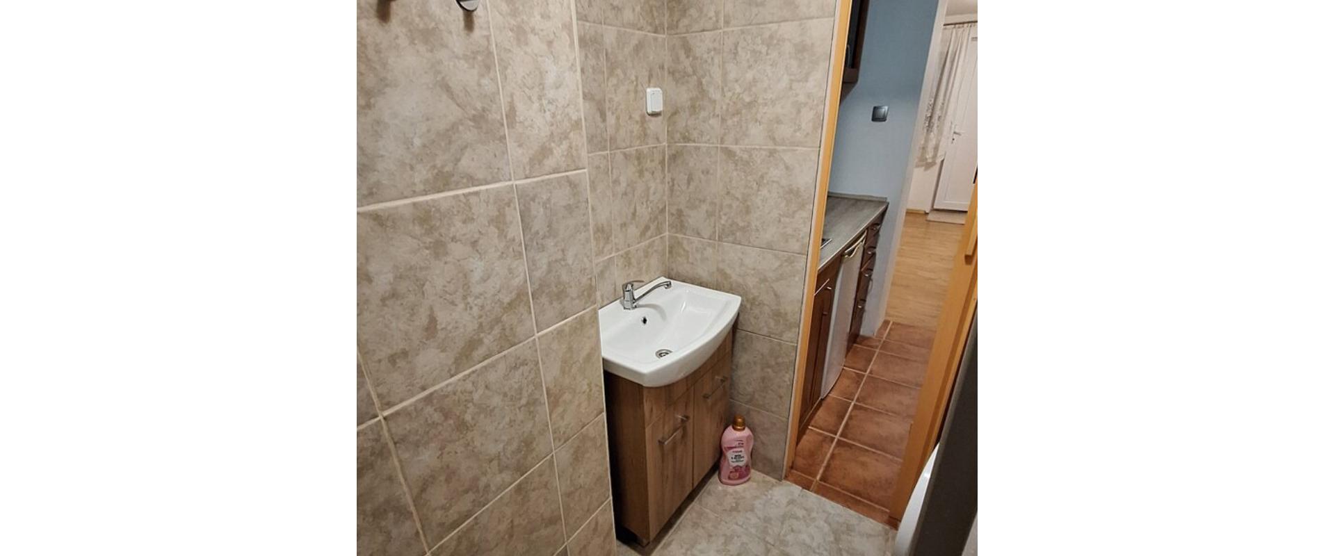 Prenájom garzónky v rodinnom dome – Banka pri Piešťanoch