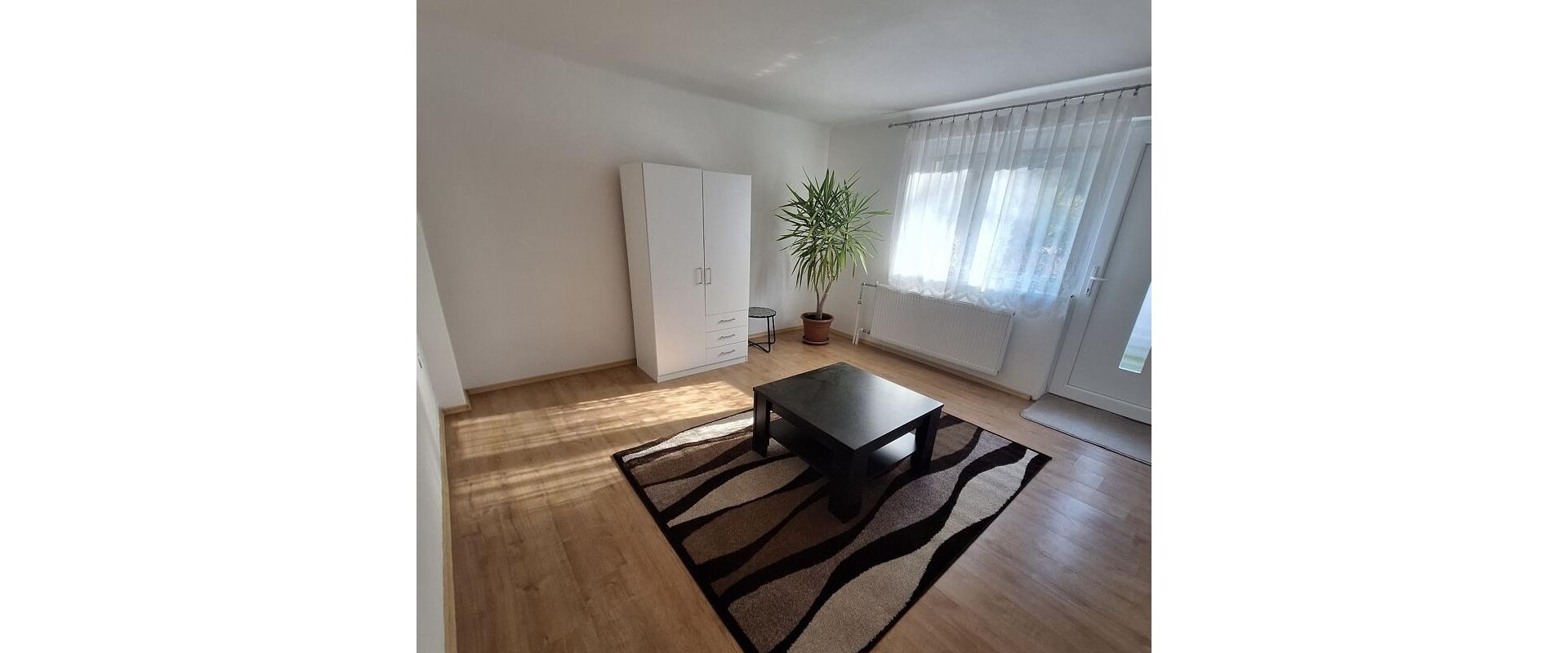 Prenájom garzónky v rodinnom dome – Banka pri Piešťanoch