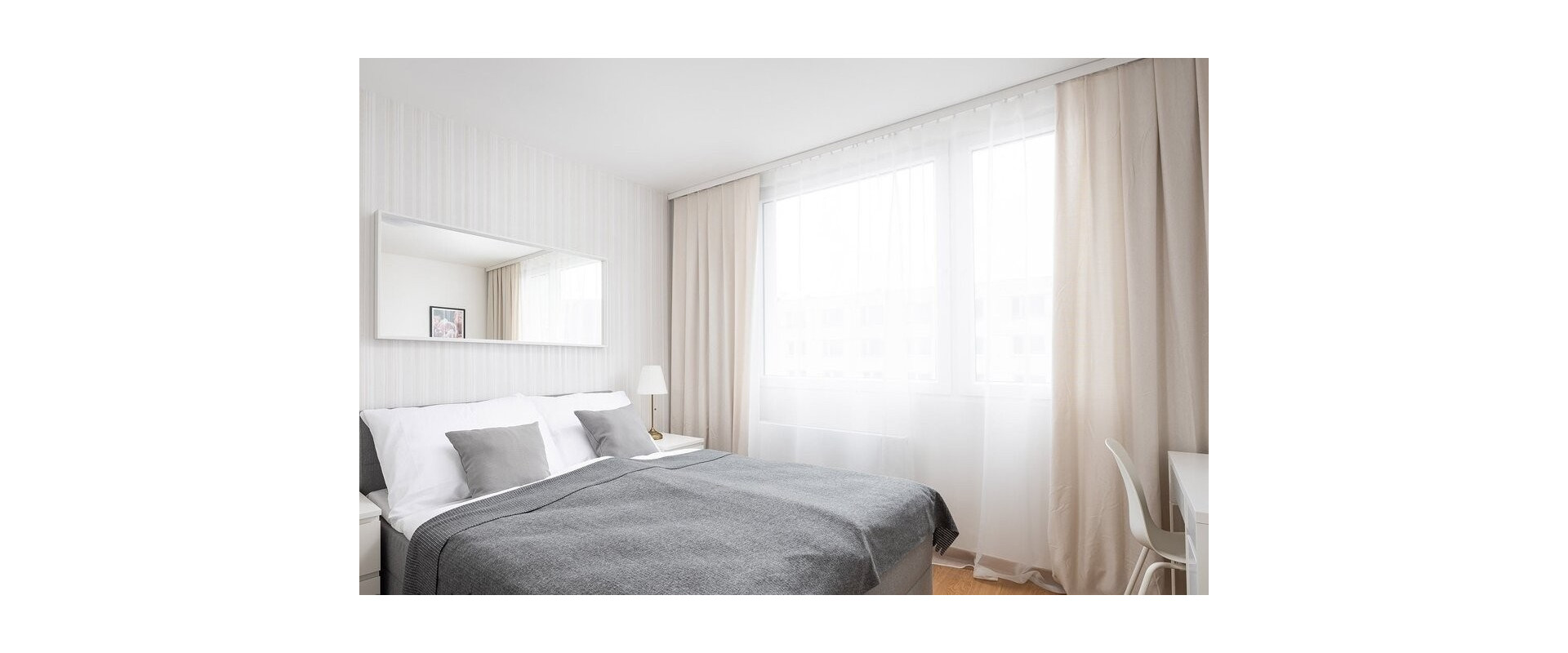 ZNÍŽENÁ CENA: Dizajnový 2 izbový byt s balkónom, parkovacím státím a pivničnou kobkou - Ružinov