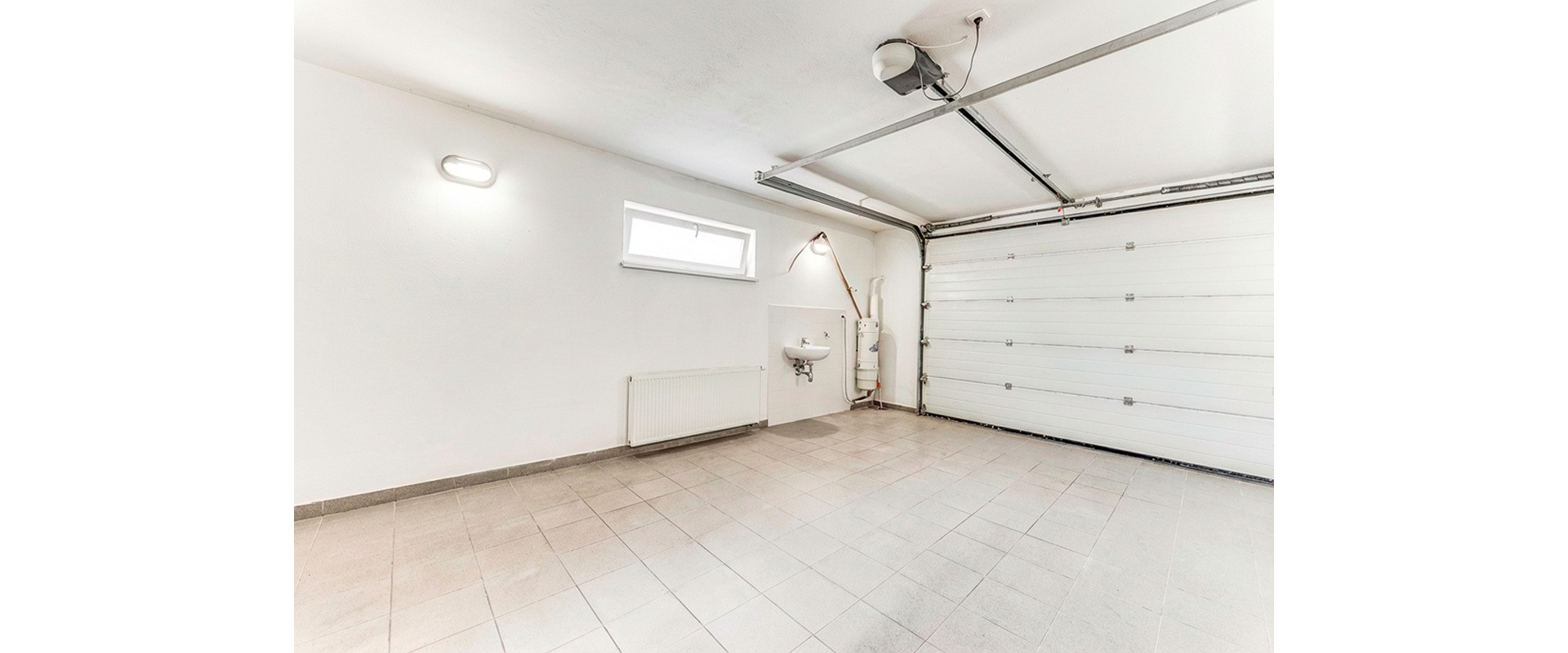 REZIDENCIA V DEVÍNE: 495 M2 PRE LUXUSNÉ BÝVANIE A PODNIKANIE