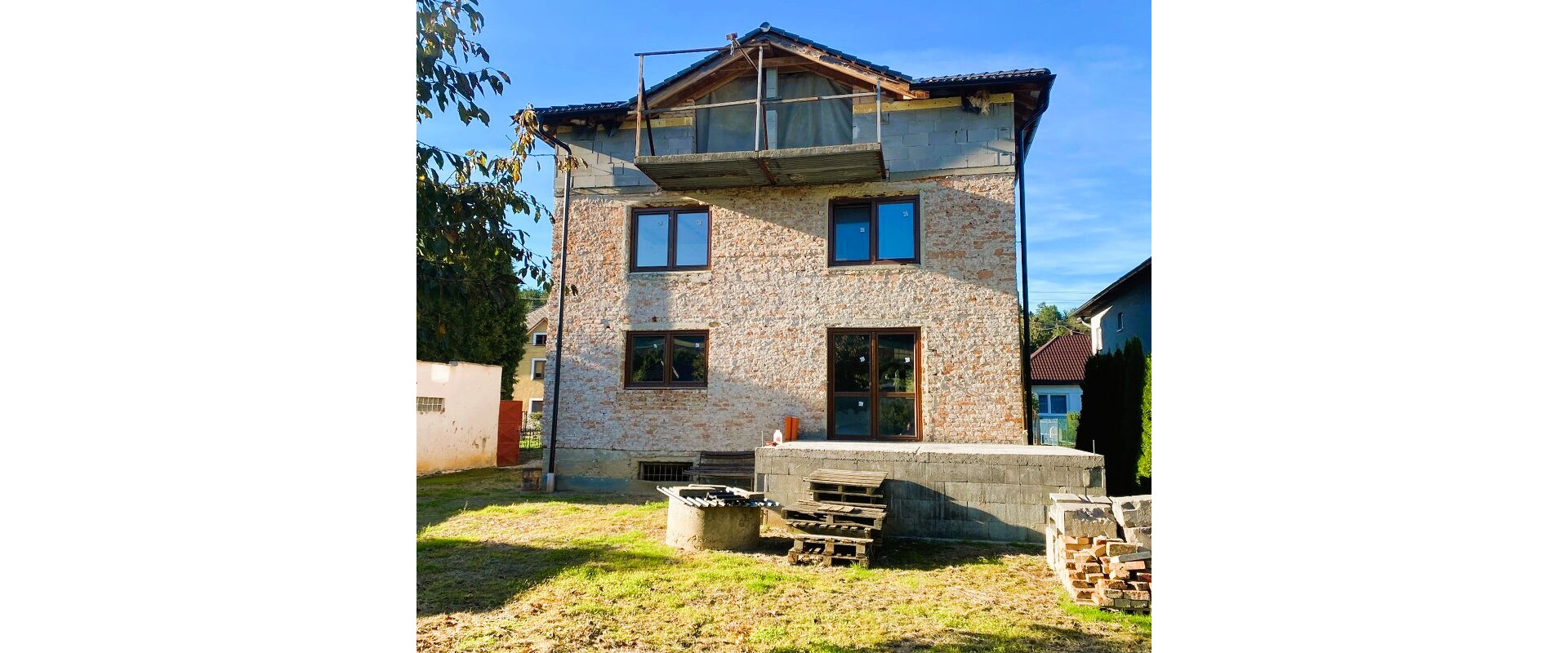 Na predaj rodinný dom – pred dokončením v obci Chminianska Nová Ves.