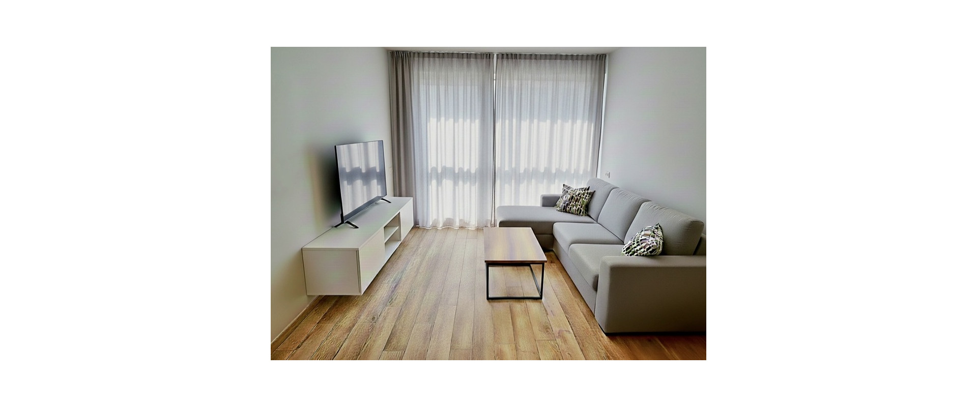 NA PREDAJ PEKNÝ 2-IZBOVÝ BYT S LOGGIOU NOVOSTAVBA NOVÉ MESTO