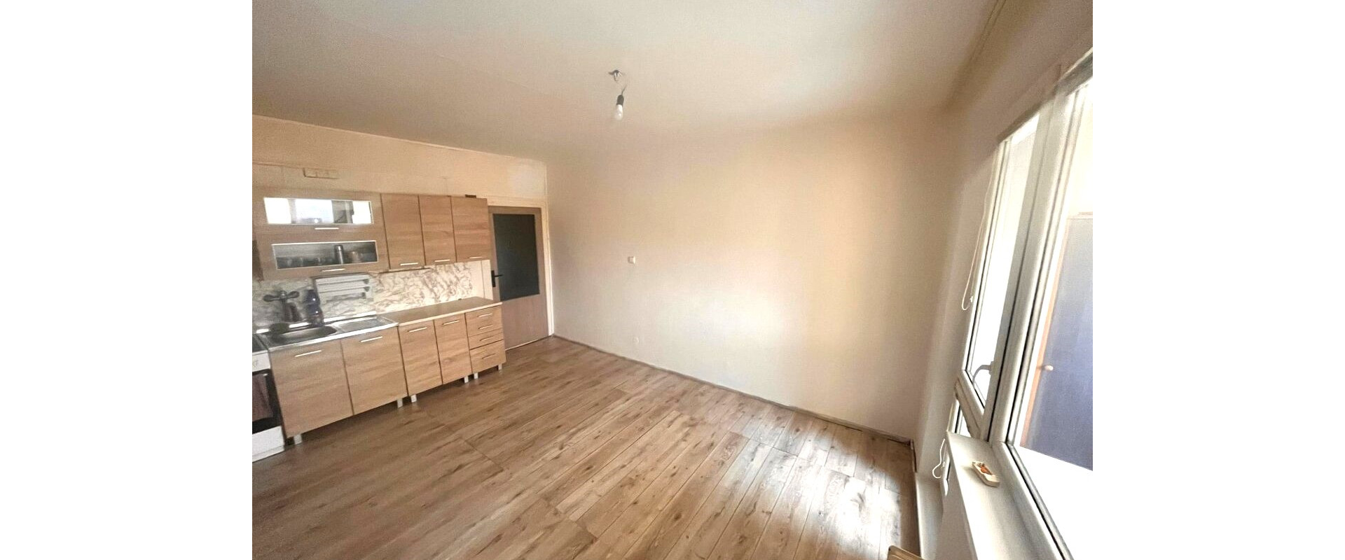 Na predaj: Garsónka s loggiou a pivnicou – Adlerova ulica, Košice | výborný investičný potenciál