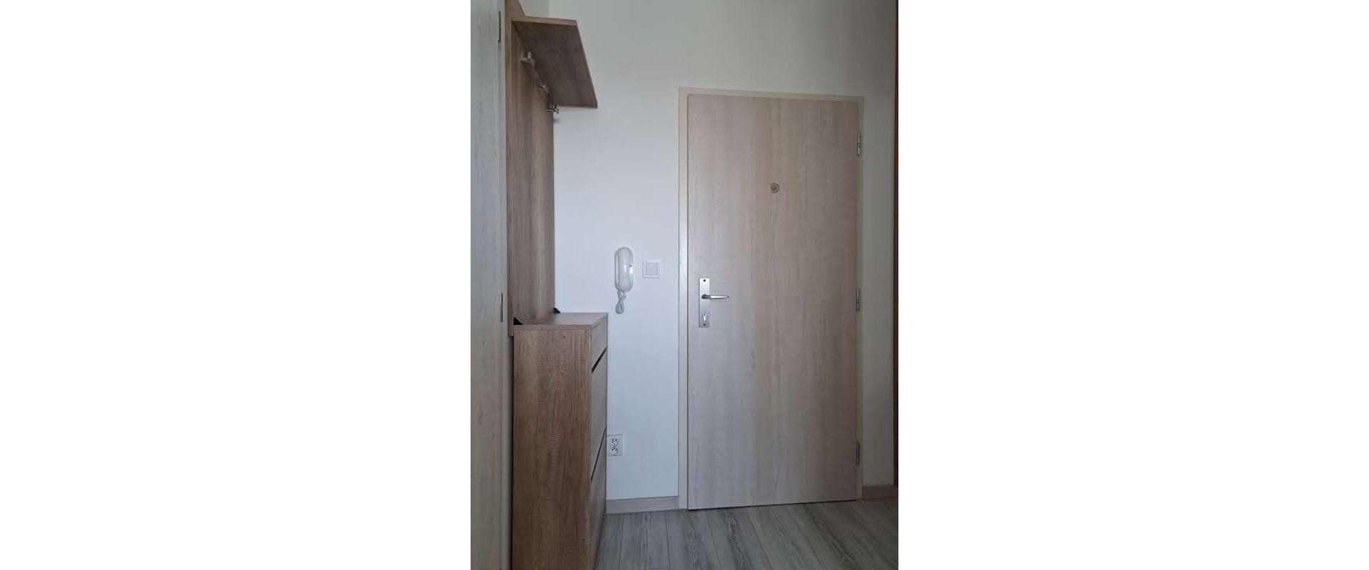 Prenájom : Moderný 1,5-izbový byt s parkovaním | Košice – Šaca - Učňovská ulica