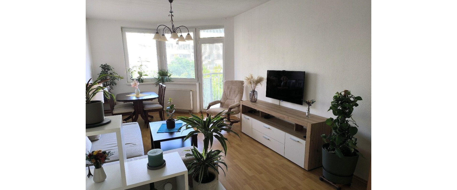 Prenájom 2 izbového bytu s garážou, Jégého (Ružinov)