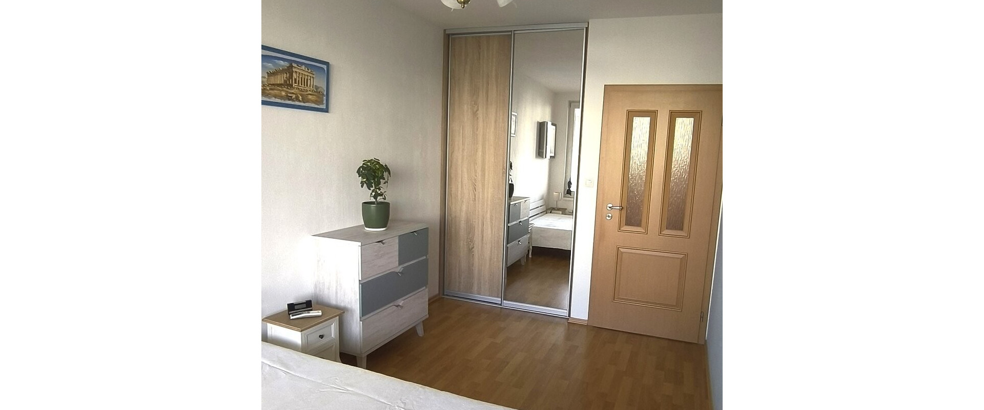 Prenájom 2 izbového bytu s garážou, Jégého (Ružinov)