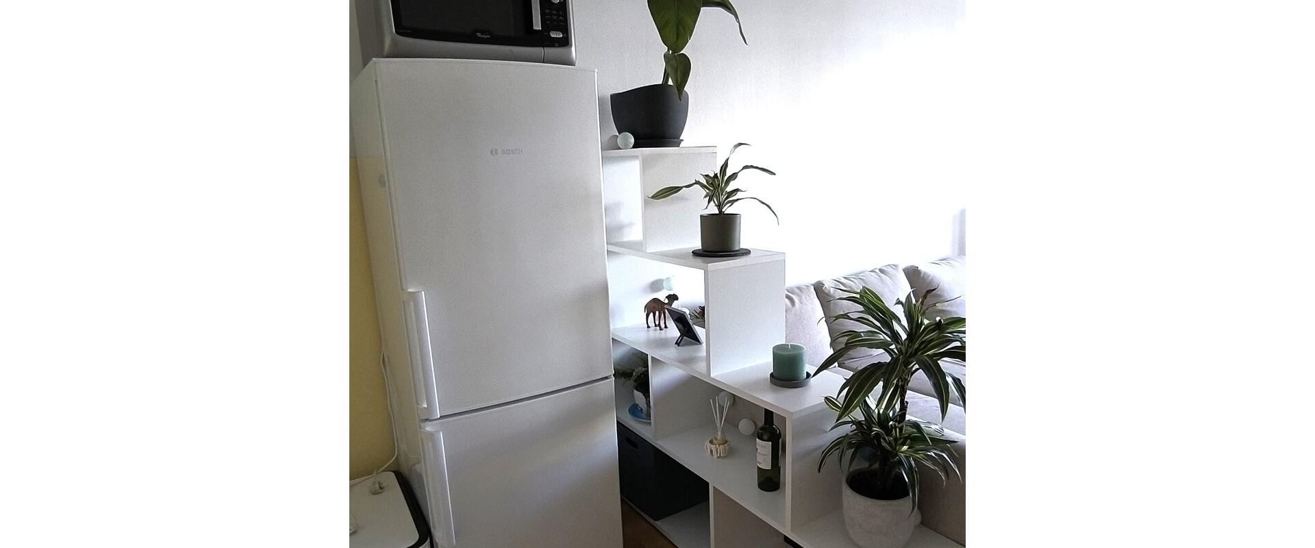 Prenájom 2 izbového bytu s garážou, Jégého (Ružinov)