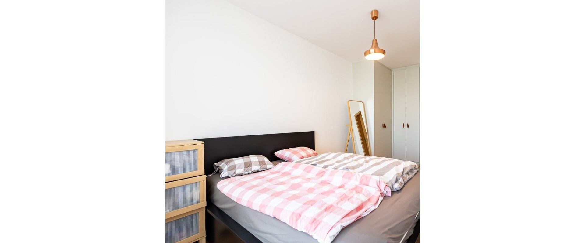 PREDAJ: Presvetlený 3 izbový byt - Petržalka - Slnečnice