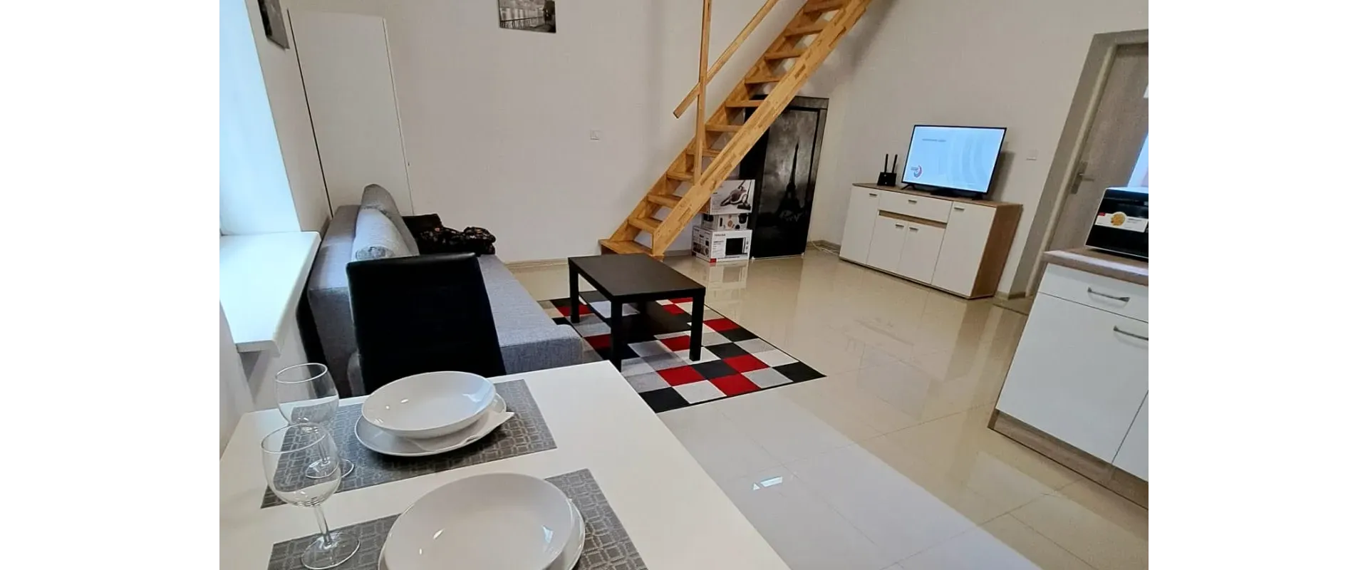 PREDAJ: Štýlový 2 izbový mezonet v Novom Meste - ideálny štart aj istá investícia