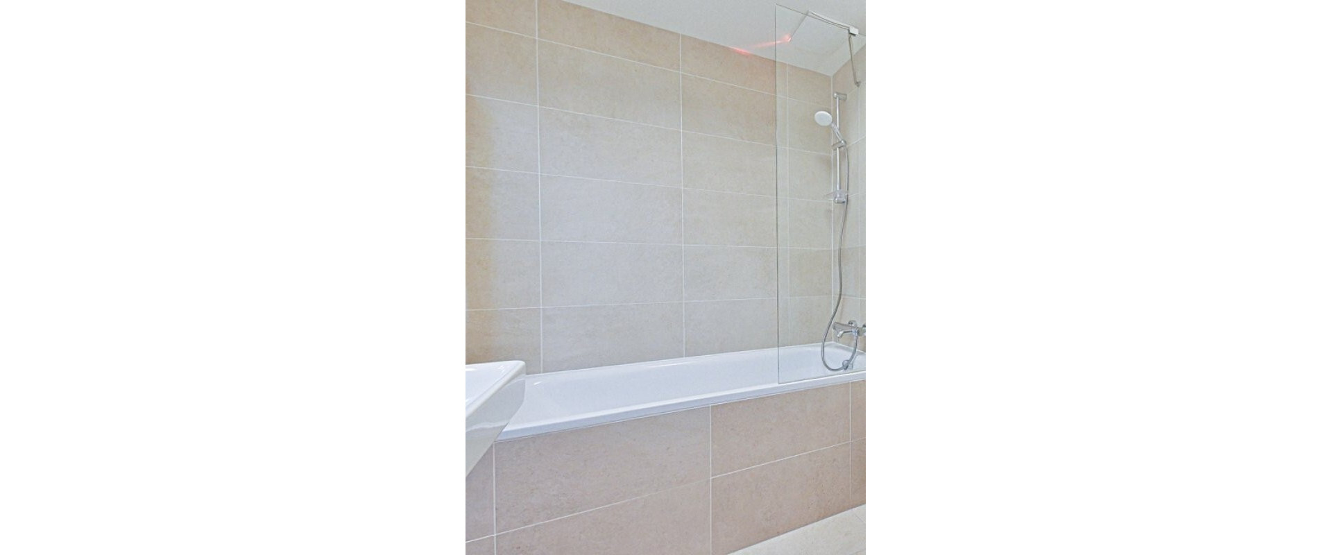 ZNÍŹENÁ CENA! DOMOV NA DOBREJ ADRESE: 3 izbový byt – pokojná lokalita v širšom centre – Líščie Nivy