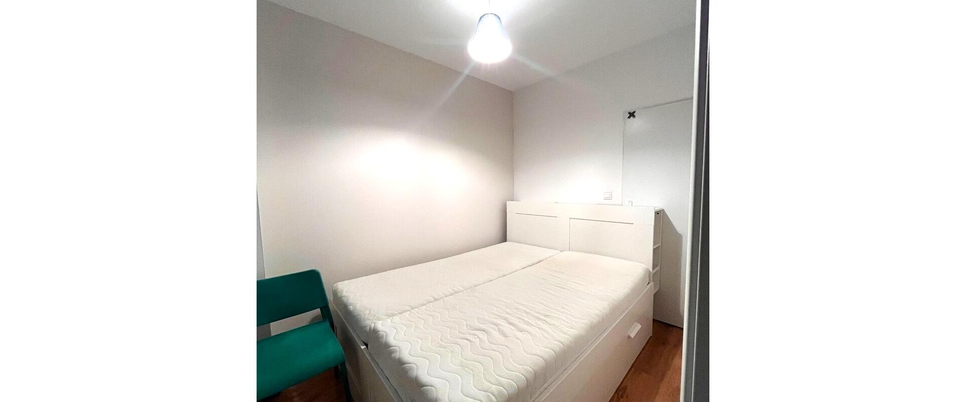 Prenájom 2 izbového bytu s balkónom, Kresánkova, Dlhé diely