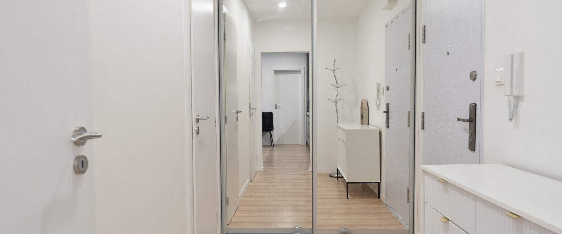 Moderný 4-izbový byt po kompletnej rekonštrukcii s balkónom