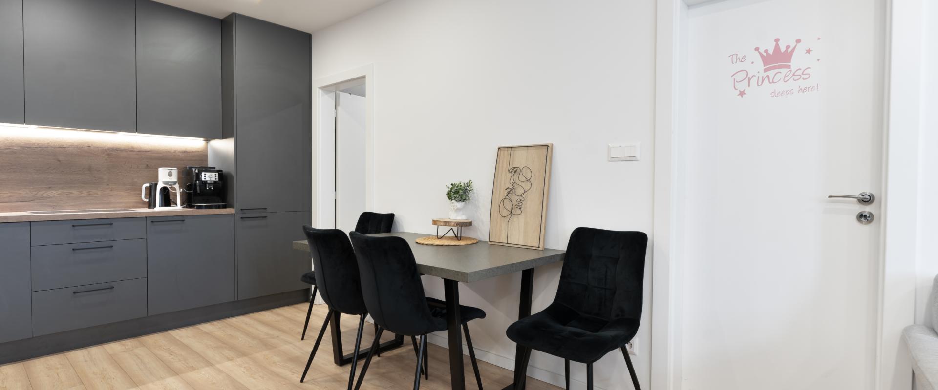 Moderný 4-izbový byt po kompletnej rekonštrukcii s balkónom