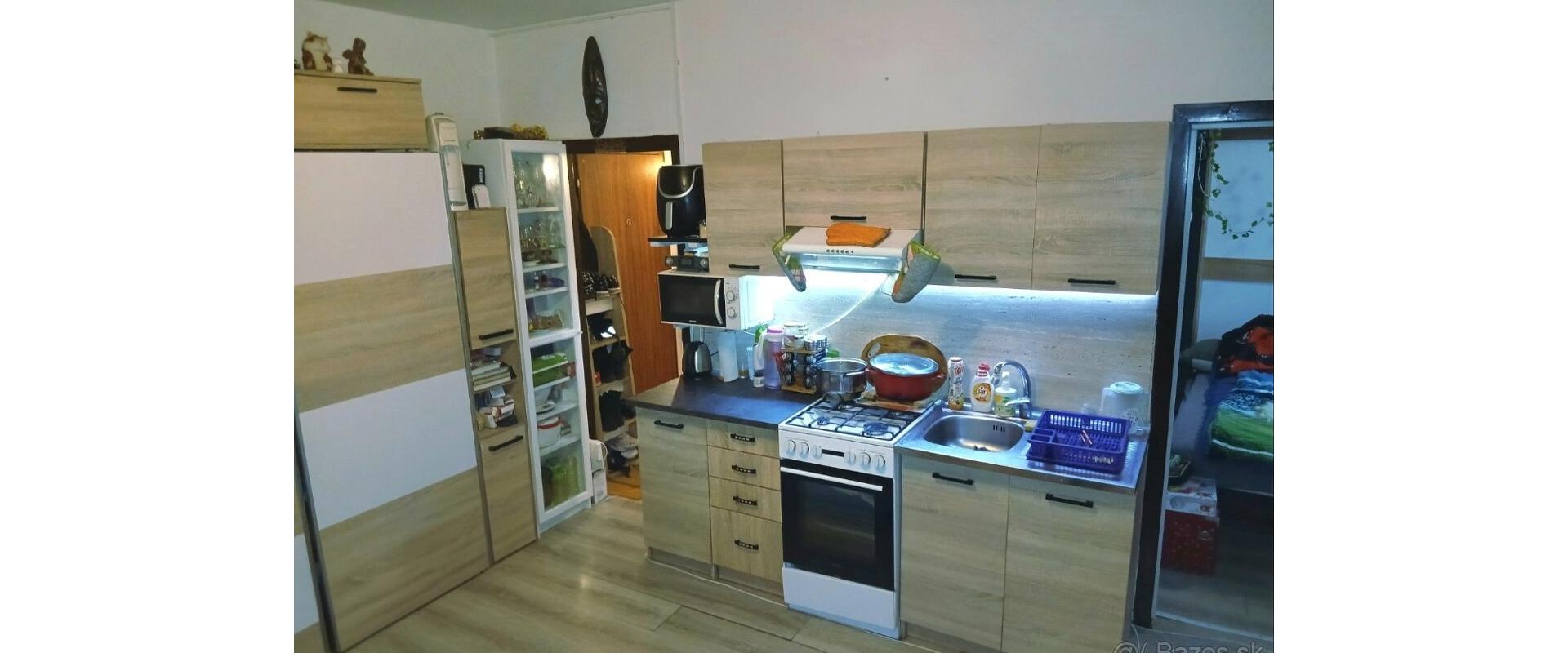 Predaj: Moderný 1,5-izbový byt s loggiou a krásnym výhľadom – Belehradská ulica, Košice