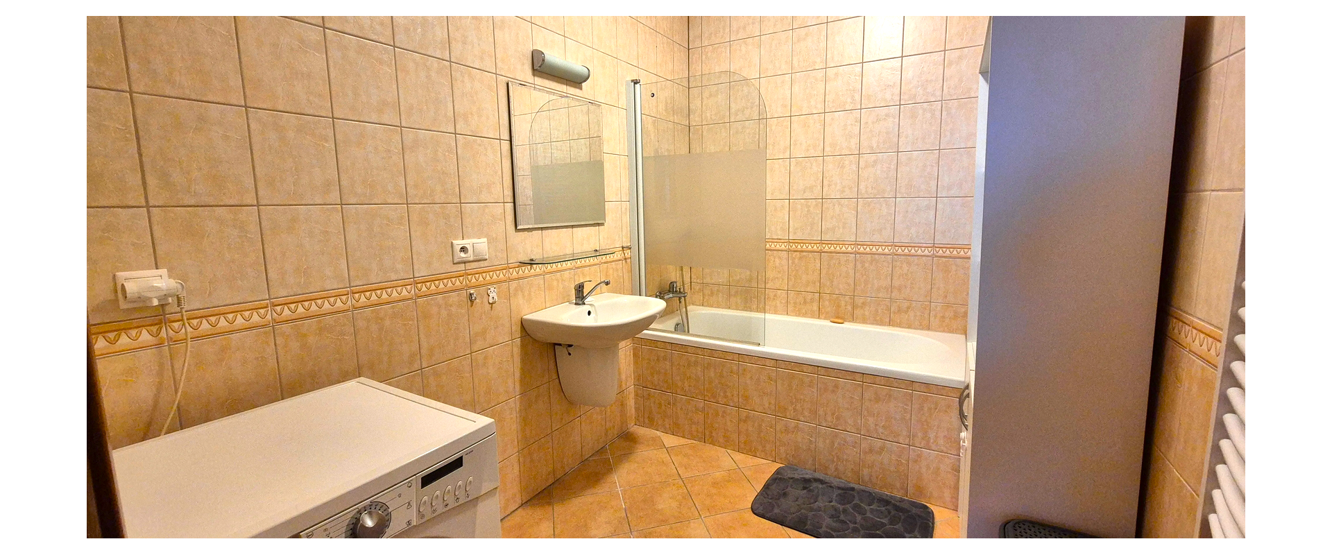 Prenájom 2 izbového bytu v centre Záhorskej Bystrice