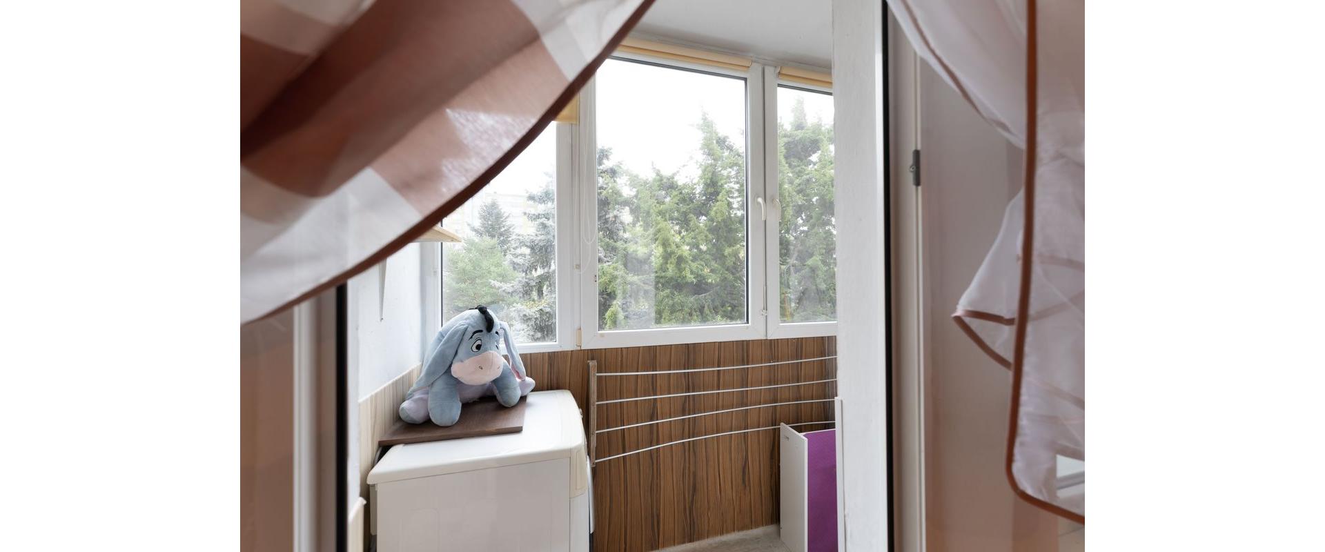 Na predaj útulný 3-izbový byt v Dúbravke – Sekurisova ulica