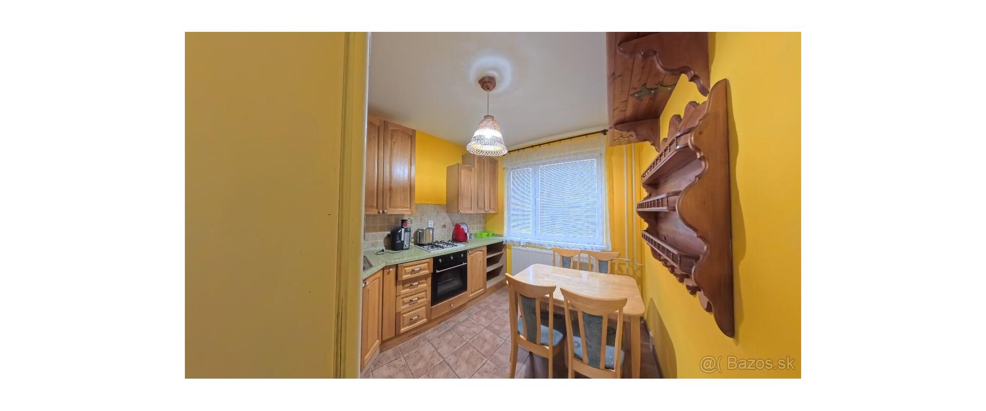 REZERVOVANÝ Prenájom: Priestranný 3-izbový byt s balkónom – Aténska ulica, Ťahanovce, Košice