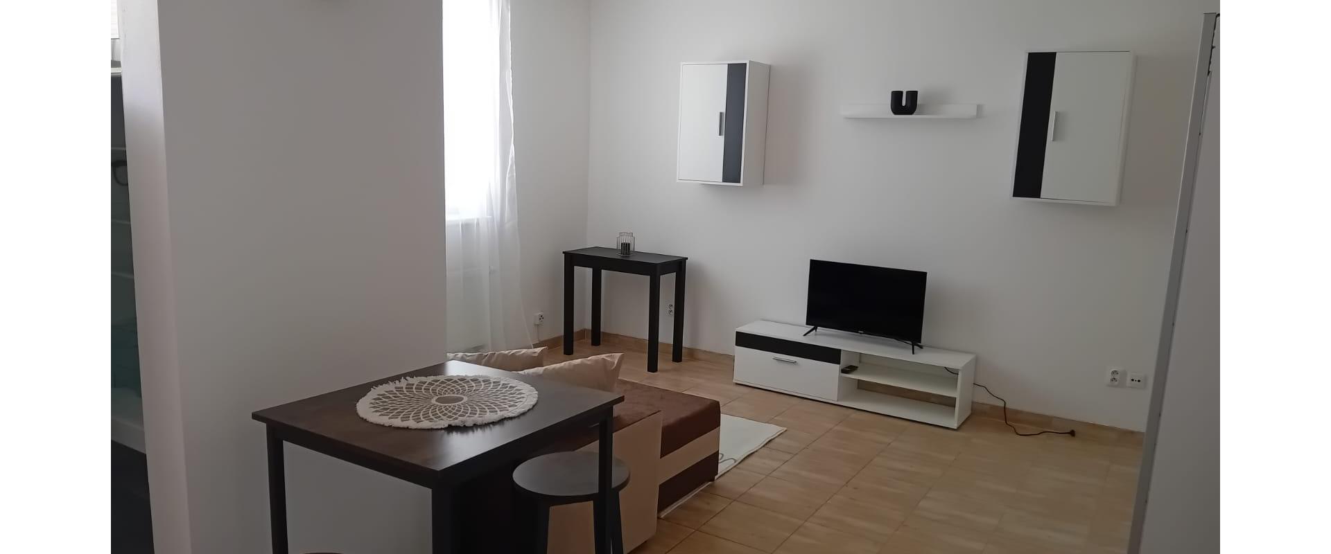 1-izbový byt Svätoplukovo 104.000€ so súkromným parkovaním