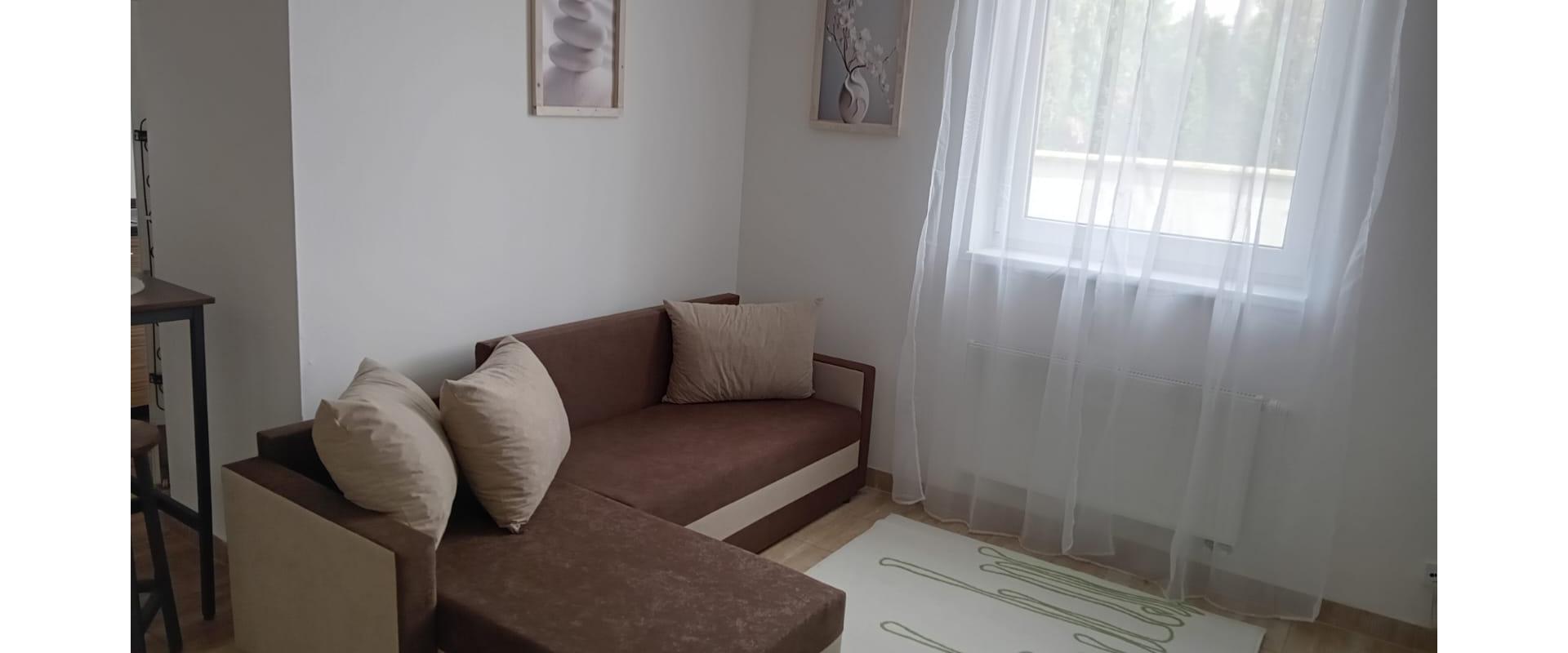 1-izbový byt Svätoplukovo 104.000€ so súkromným parkovaním