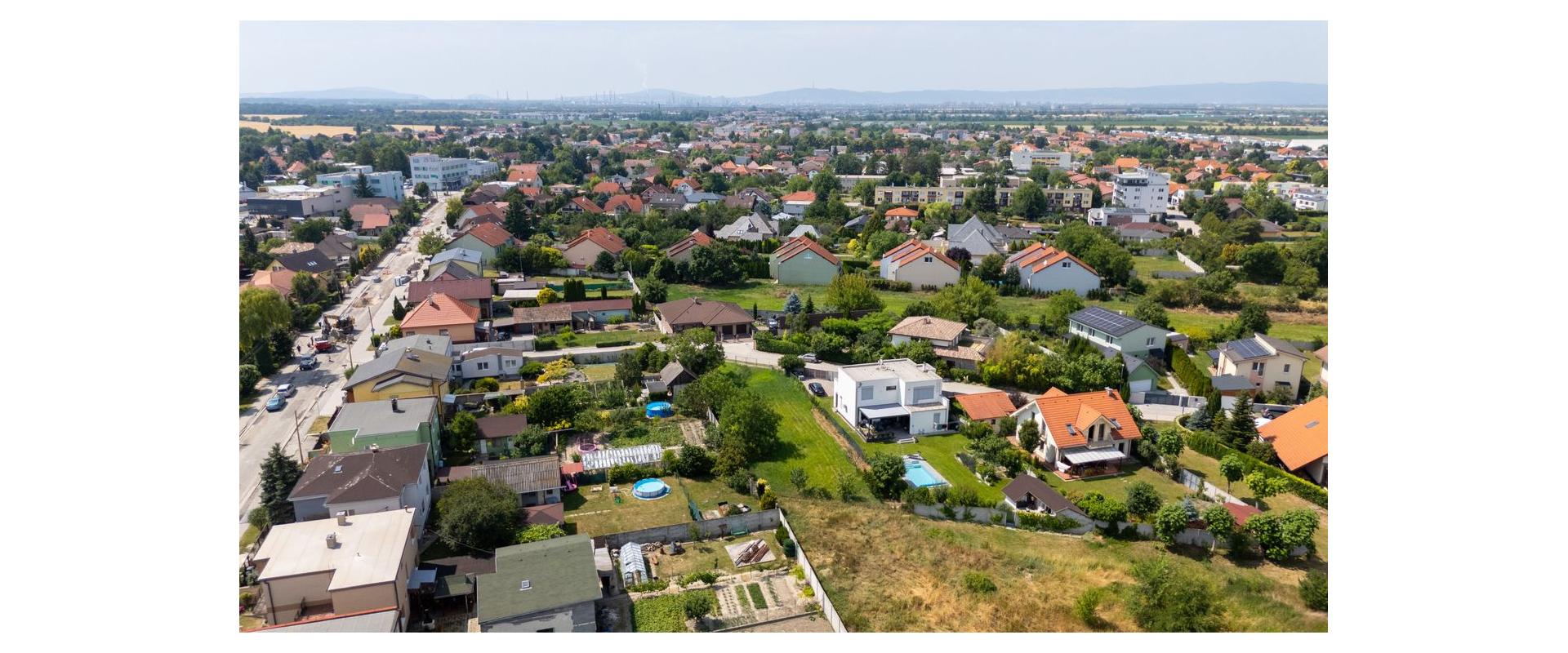 894 m2 Pozemok na výstavbu domu na predaj- Dunajská Lužná