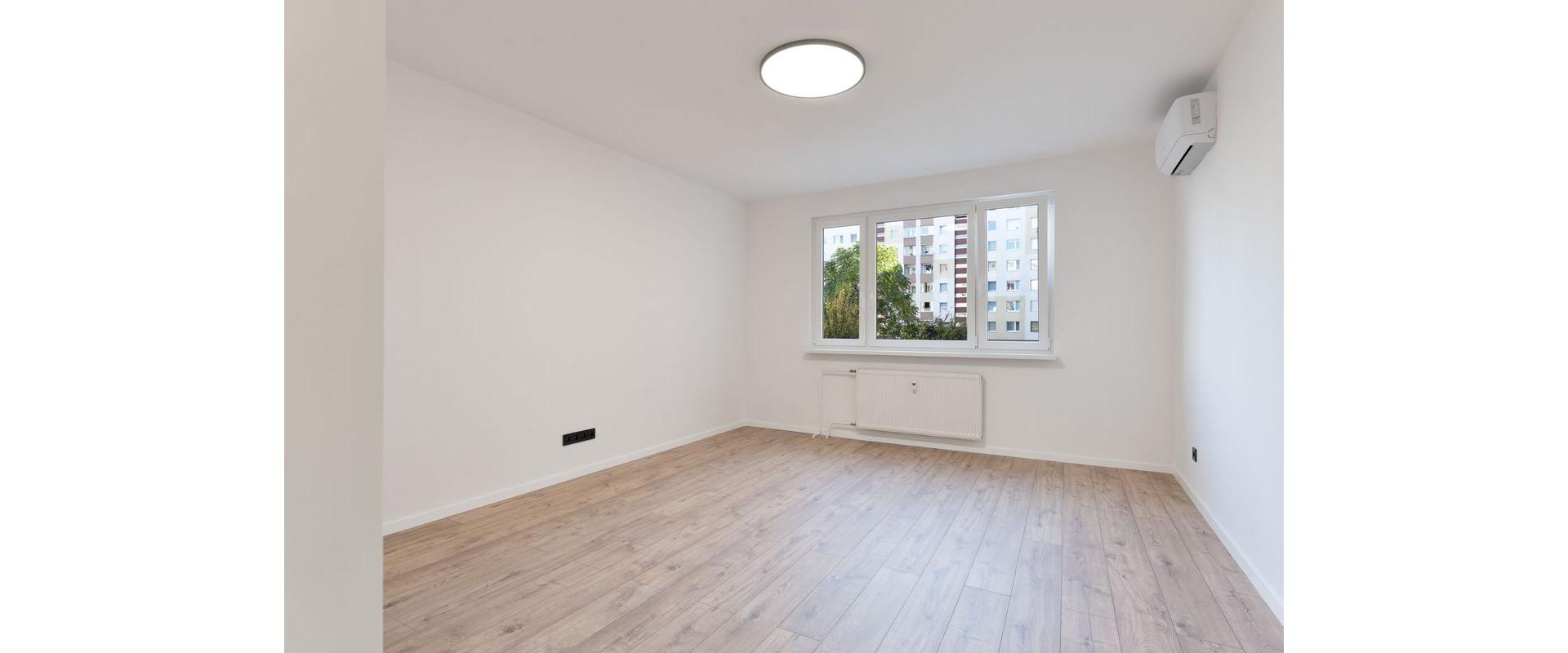 ZNÍŽENÁ CENA!!! Krásny Novo-zrekonštruovaný 3-Izbový byt