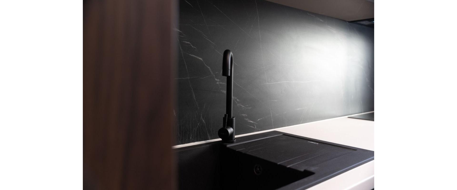 ZNÍŽENÁ CENA!!! Krásny Novo-zrekonštruovaný 3-Izbový byt