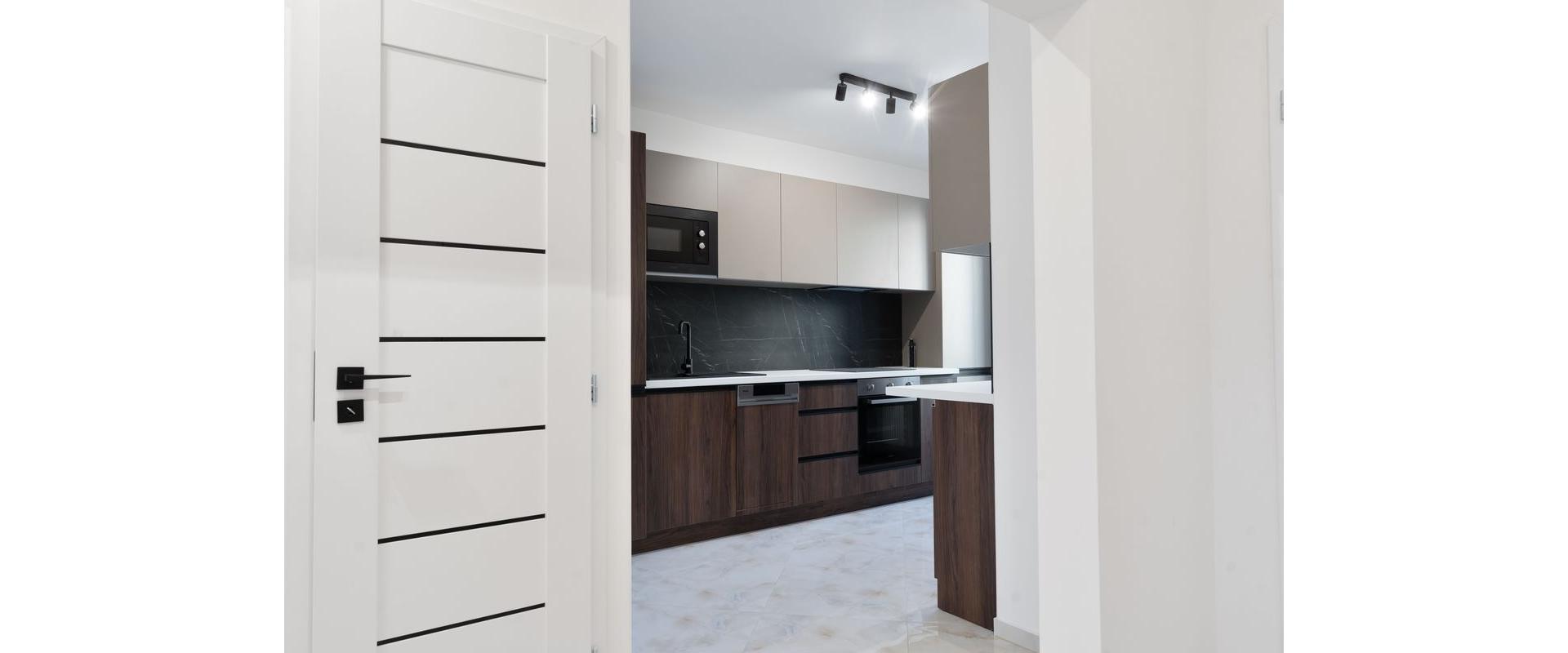 ZNÍŽENÁ CENA!!! Krásny Novo-zrekonštruovaný 3-Izbový byt