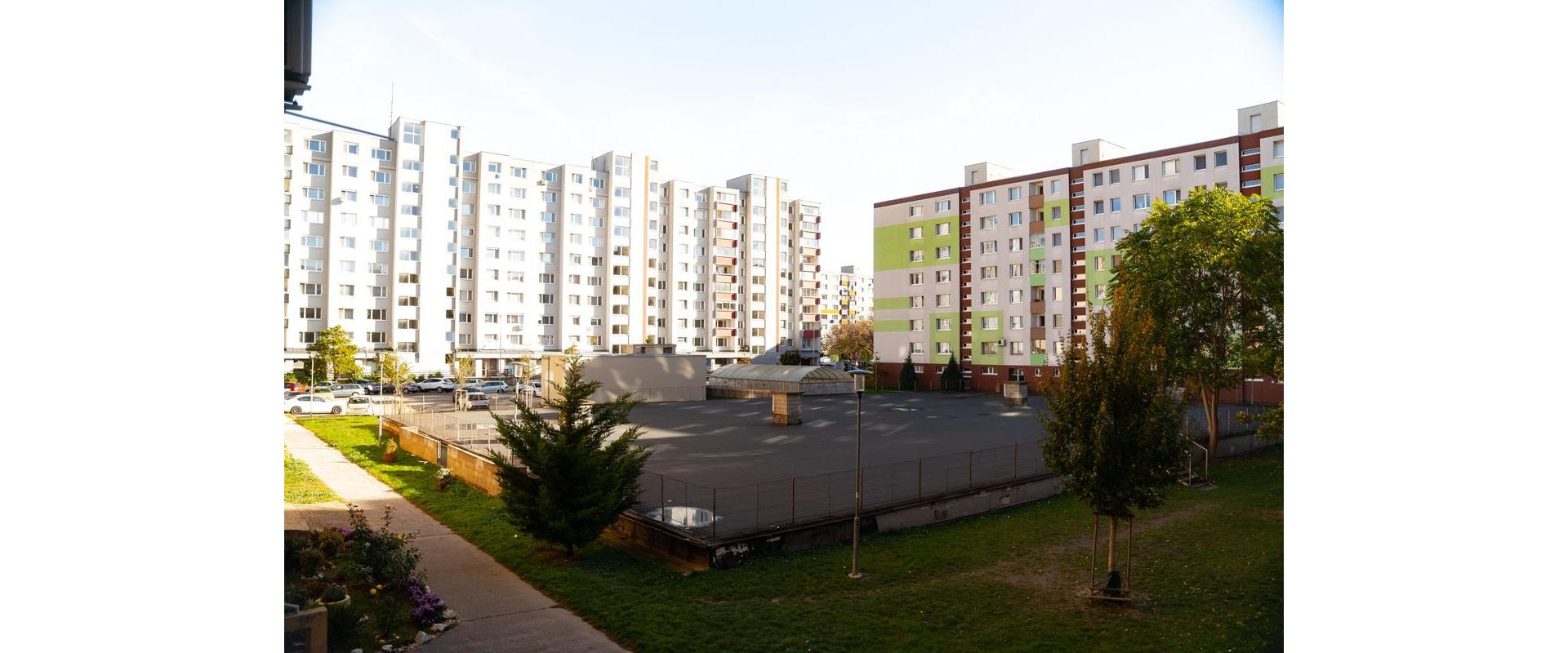 ZNÍŽENÁ CENA!!! Krásny Novo-zrekonštruovaný 3-Izbový byt