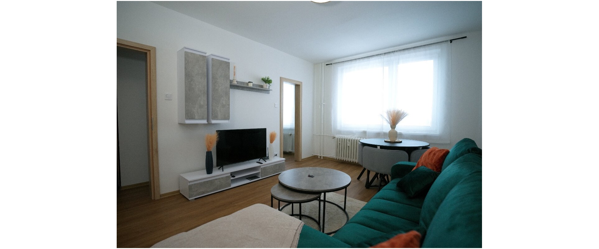 Prenájom plne zariadeného 3-izbového bytu v Spišská Nová Ves