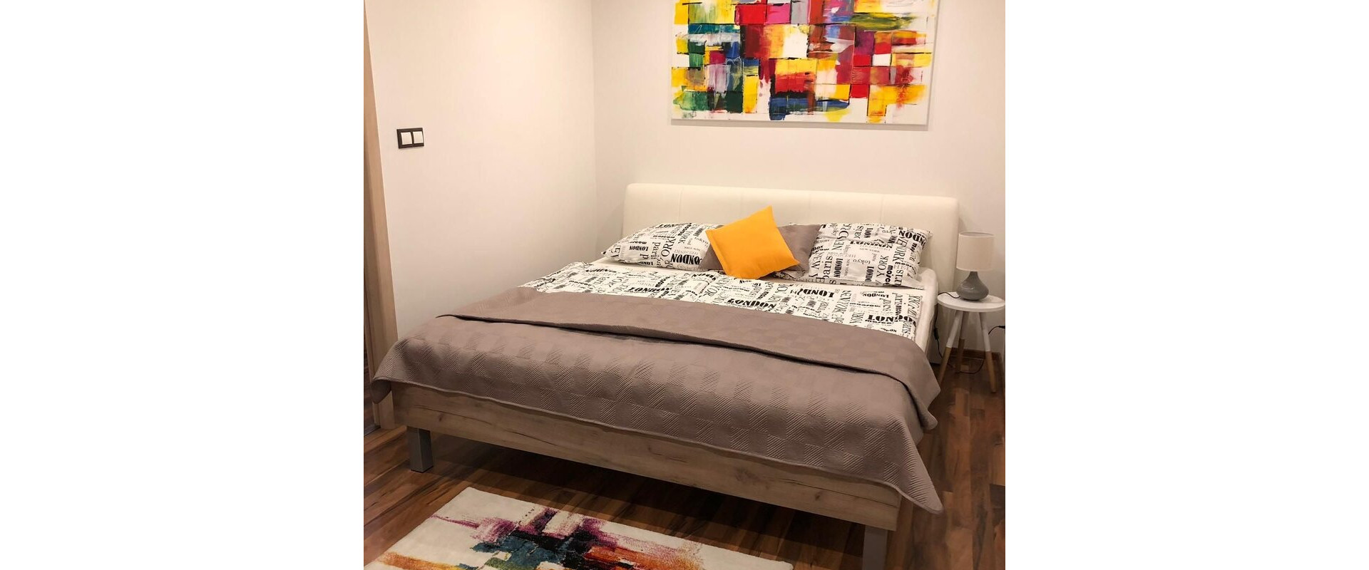 Prenájom štýlový 2-izbový byt po rekonštrukcii – Rastislavova ulica, Košice