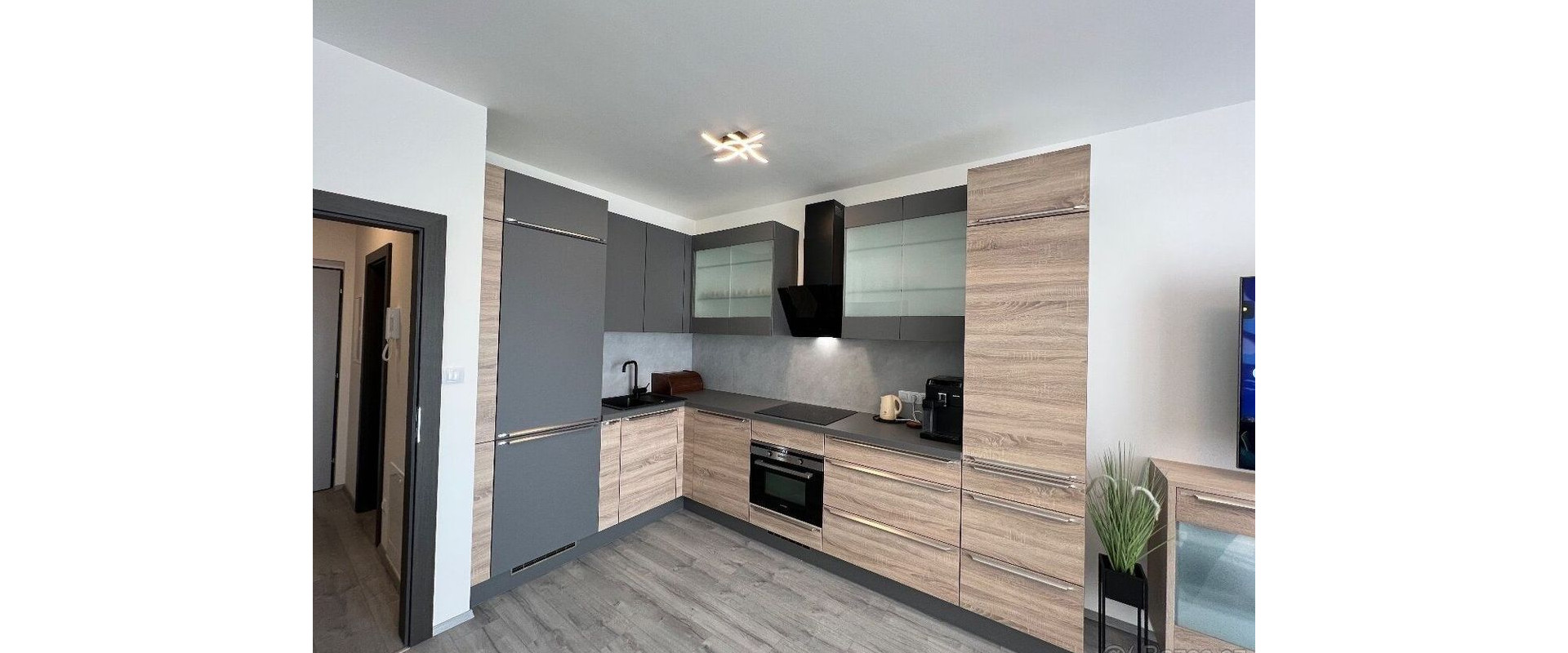 Na Predaj garsónka Slnečnice Bratislava