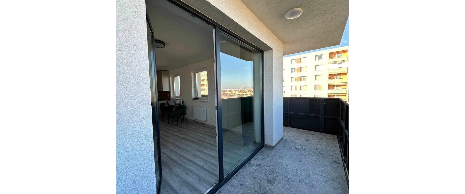 MIKO - nový 2-izbový byt s veľkou terasou a garážou_PET FRIENDLY