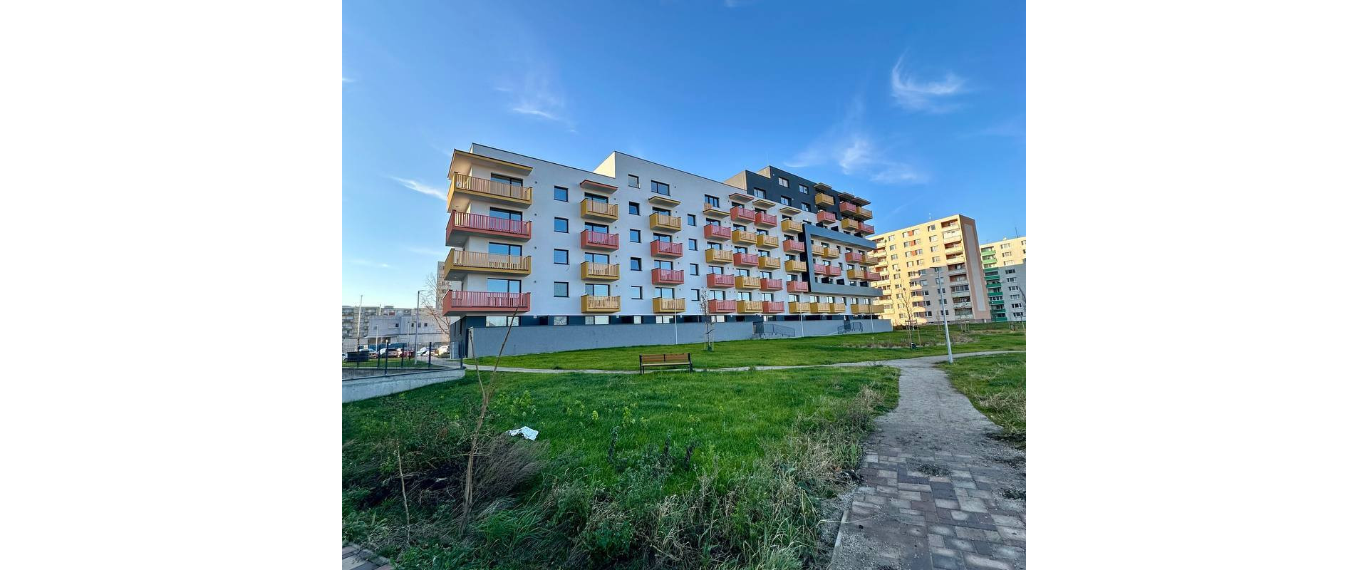 MIKO - nový 2-izbový byt s veľkou terasou a garážou_PET FRIENDLY