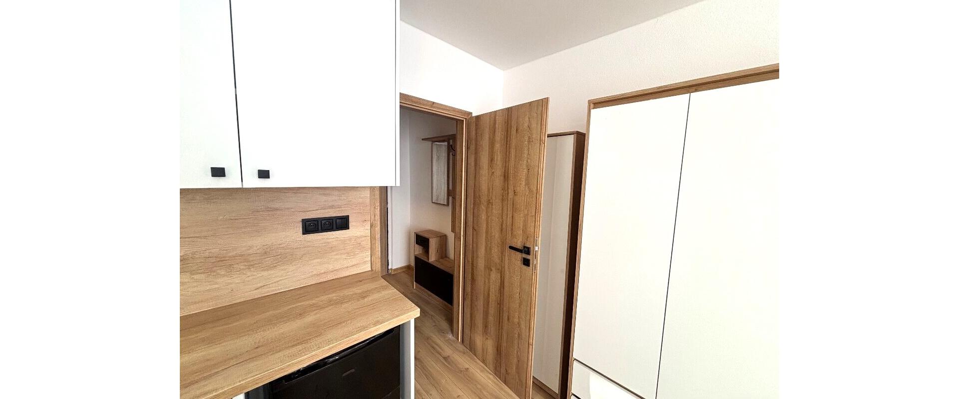 Štýlová moderná garsónka na prenájom Prievidza voľná ihneď