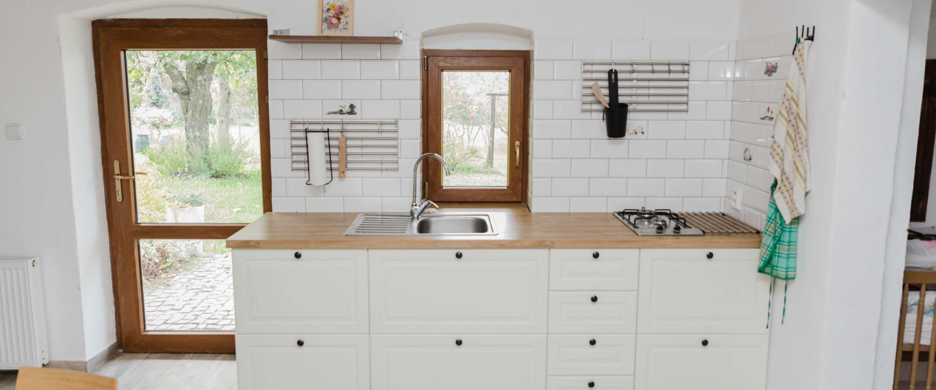 Nezabudnuteľná rodinná vila na samote 1,5ha areál pod horou