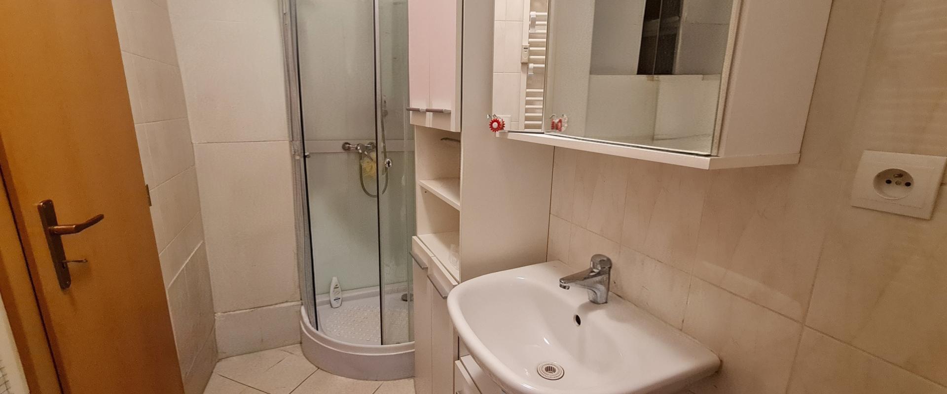 Priestranný 1-izbový byt s balkónom – Miloslavov, Agátová