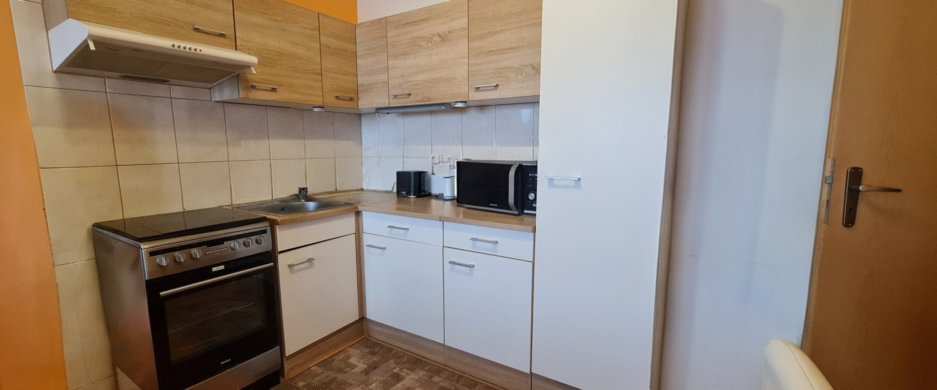 Priestranný 1-izbový byt s balkónom – Miloslavov, Agátová