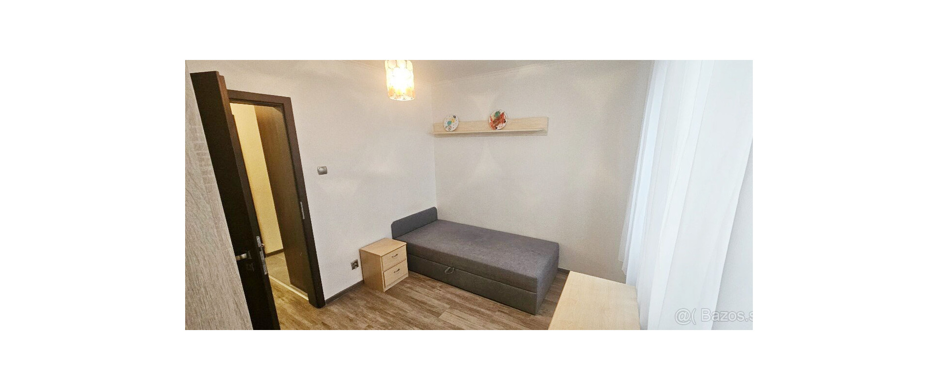 PRENÁJOM: Moderný a priestranný 4-izbový byt na J. Hollého!