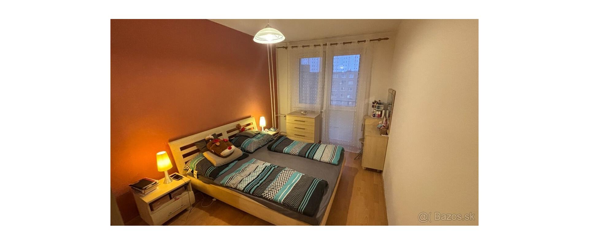 Predaj zrekonštruovaný 3-izbový byt s loggiou – Pekinská ulica, Ťahanovce, Košice