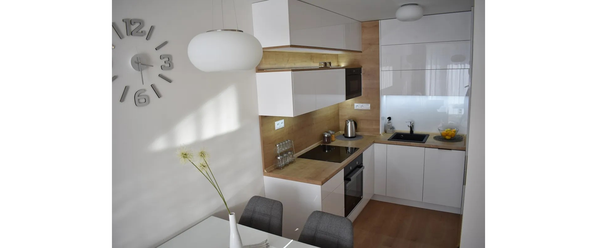 Predaj moderný 2-izbový byt s veľkou lodžiou – Galeria City, Považská ulica, KE